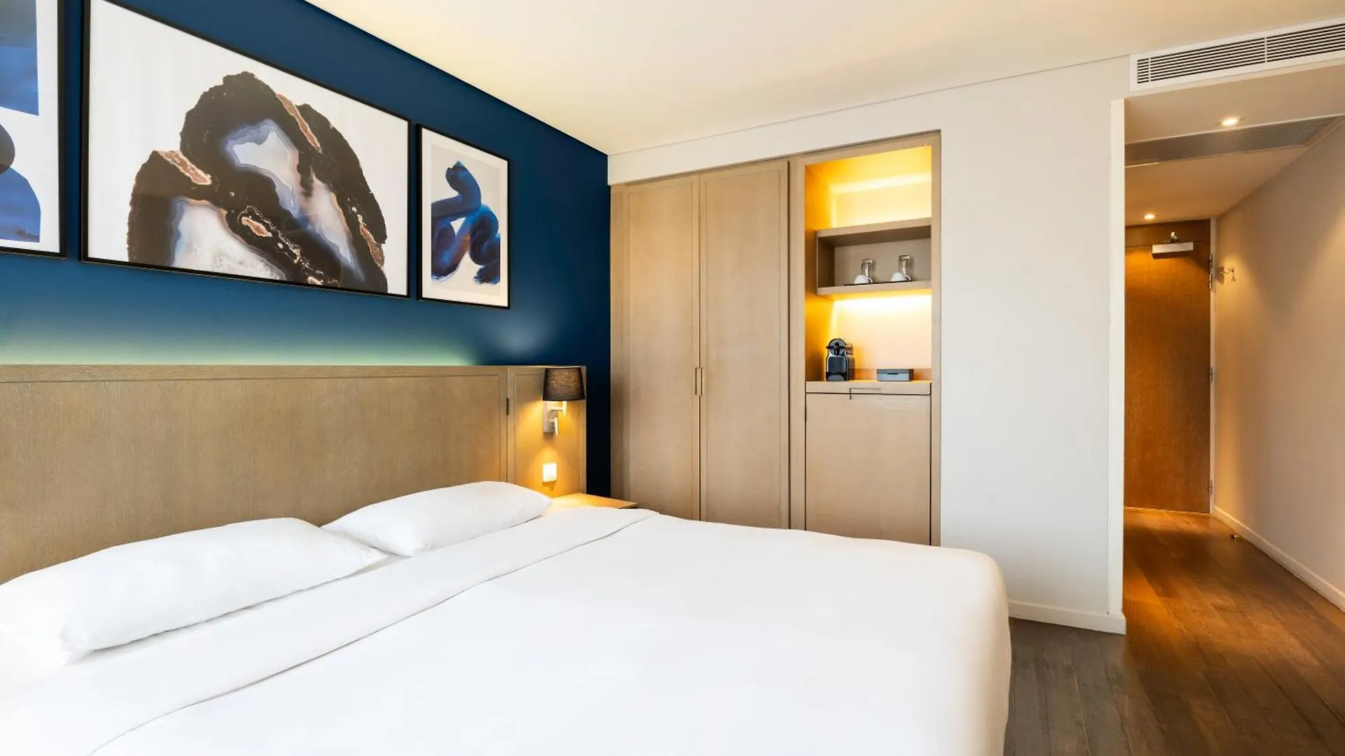 *** Hotel Park Inn By Radisson Antwerp City Centre Belgien