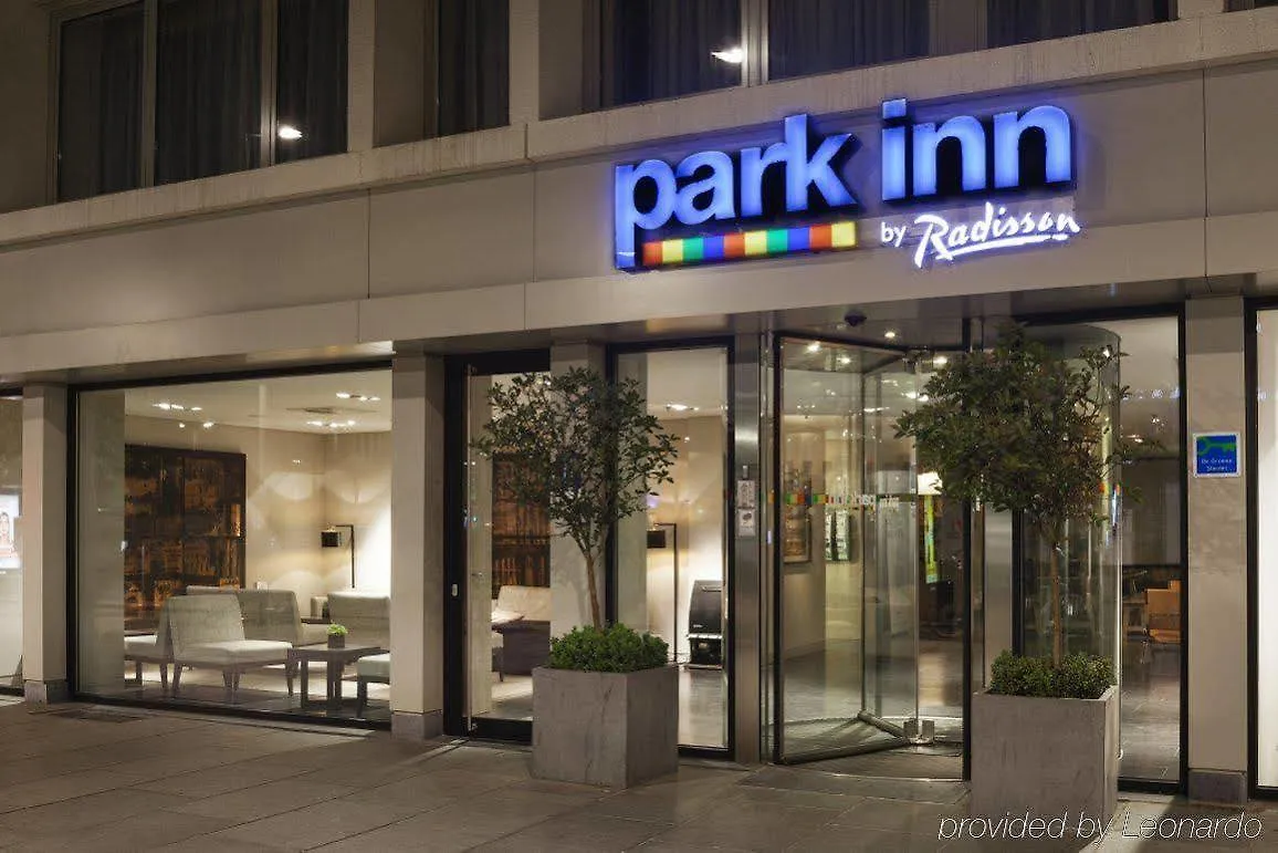 Park Inn By Radisson Antwerp City Centre מלון