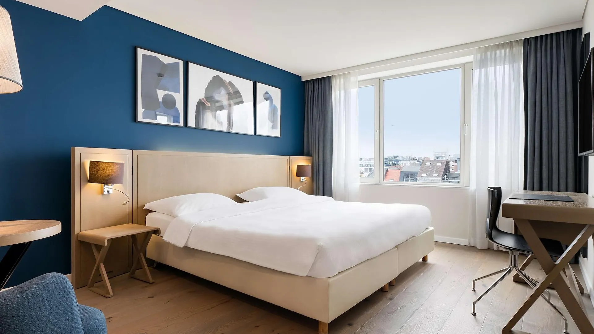 Park Inn By Radisson Antwerp City Centre 3*,  Belgium